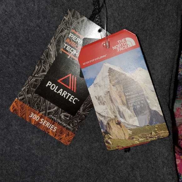 **02/24/20 ** 24 HOUR SALE** NWT TNF Denali Fleece - Picture 2 of 4